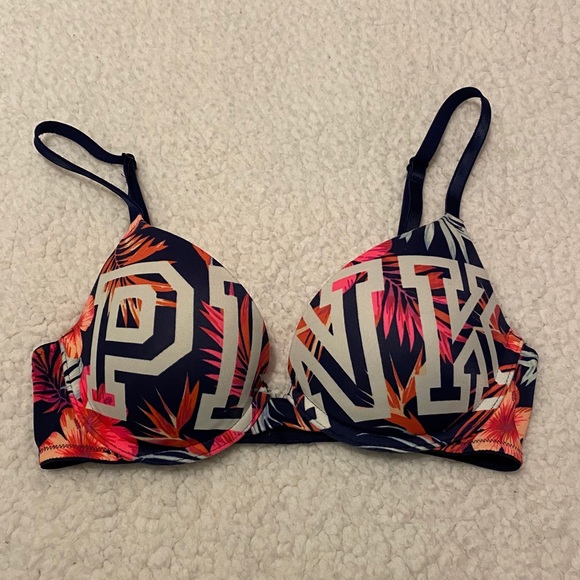VS PINK push-up bra